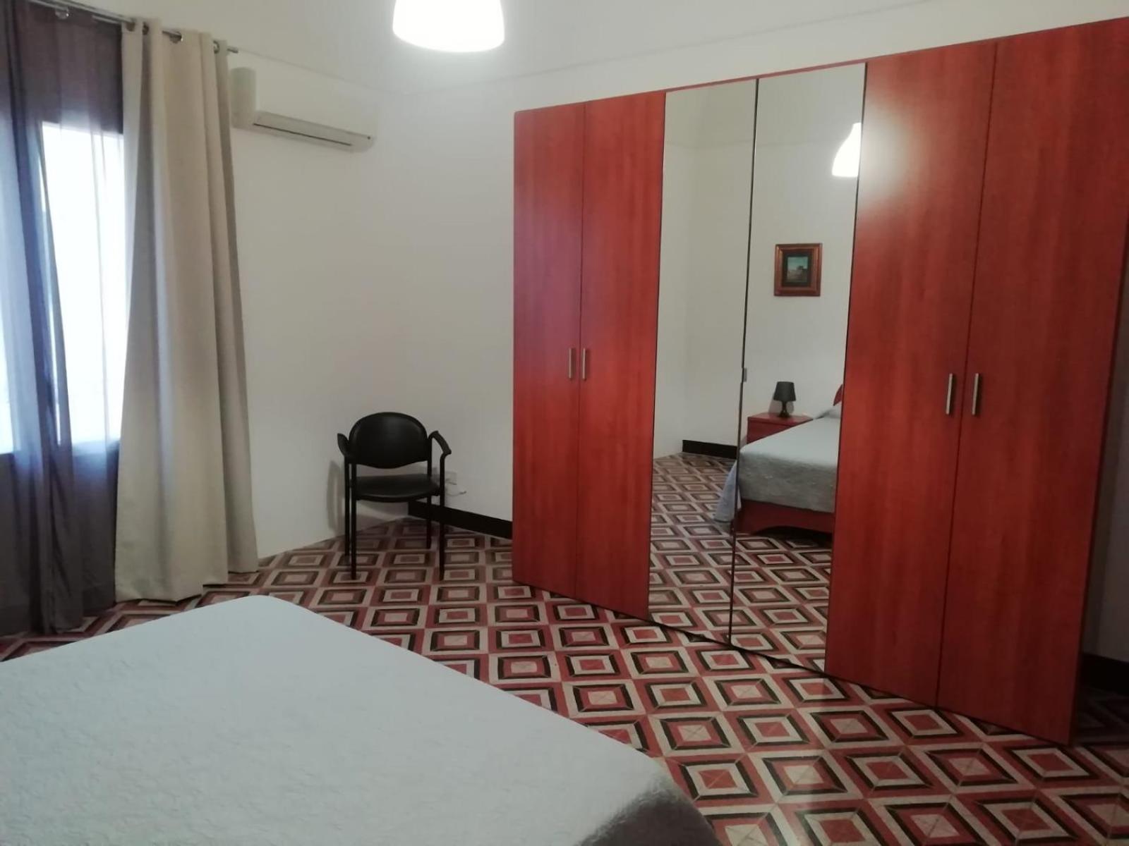 Sat Appartamenti Locazioni Turistiche Brevi-G&P Holiday Home Трапани Экстерьер фото
