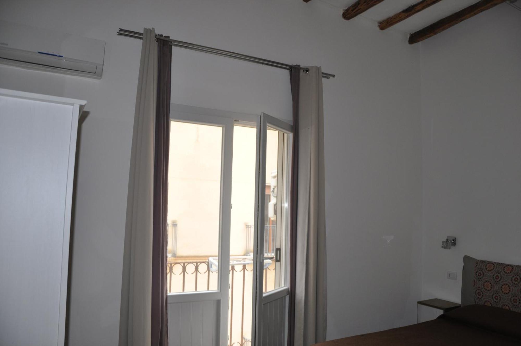 Sat Appartamenti Locazioni Turistiche Brevi-G&P Holiday Home Трапани Экстерьер фото