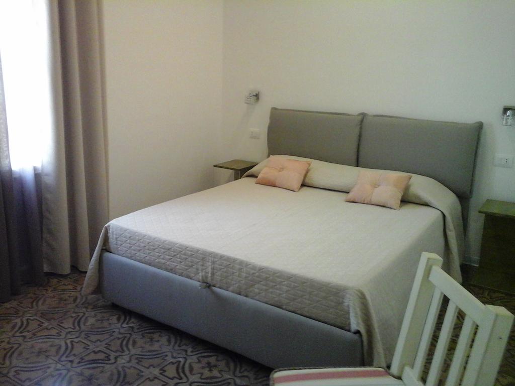 Sat Appartamenti Locazioni Turistiche Brevi-G&P Holiday Home Трапани Экстерьер фото